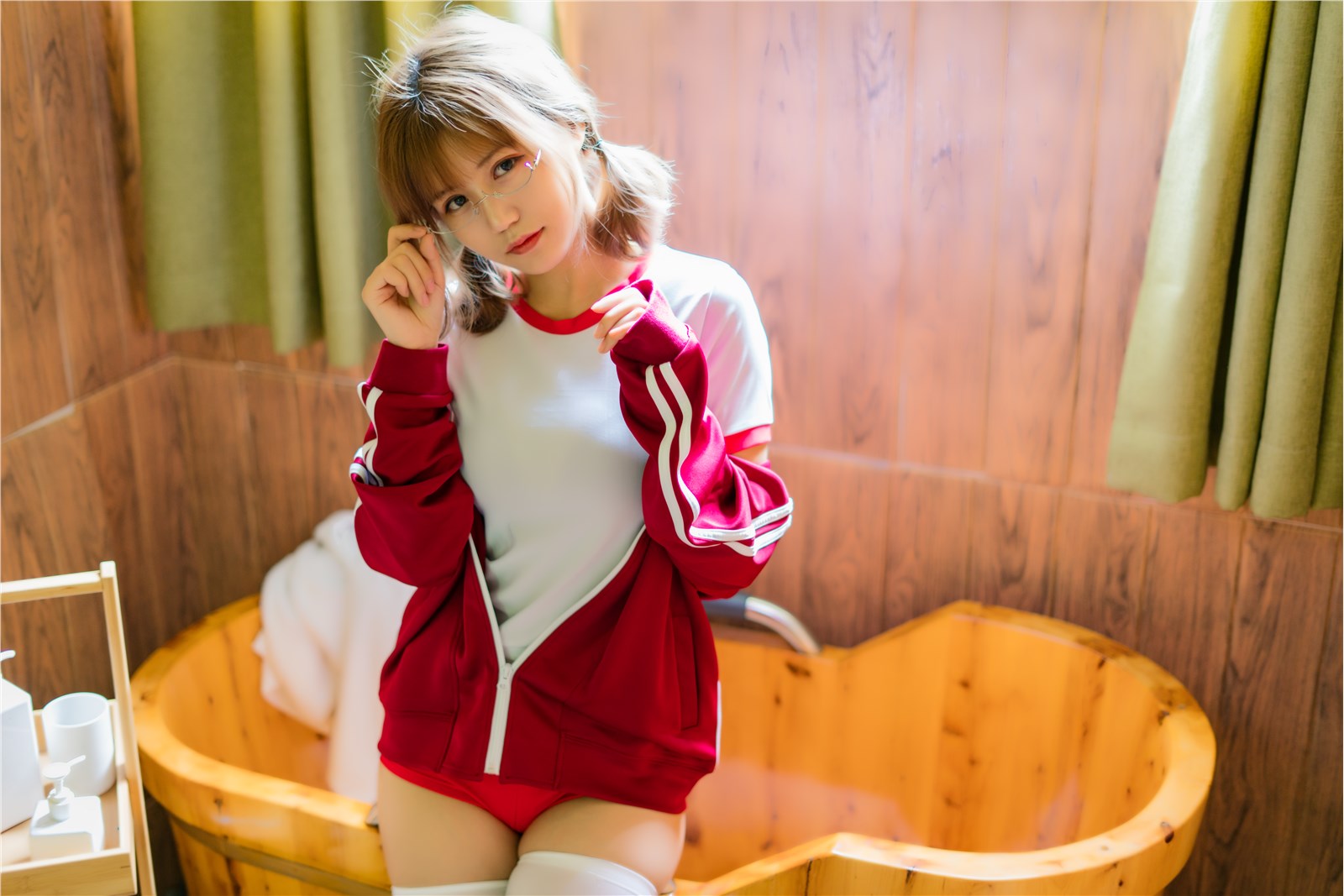 Chiyo Ogura w NO.005 Red gymnastics jacket(7)